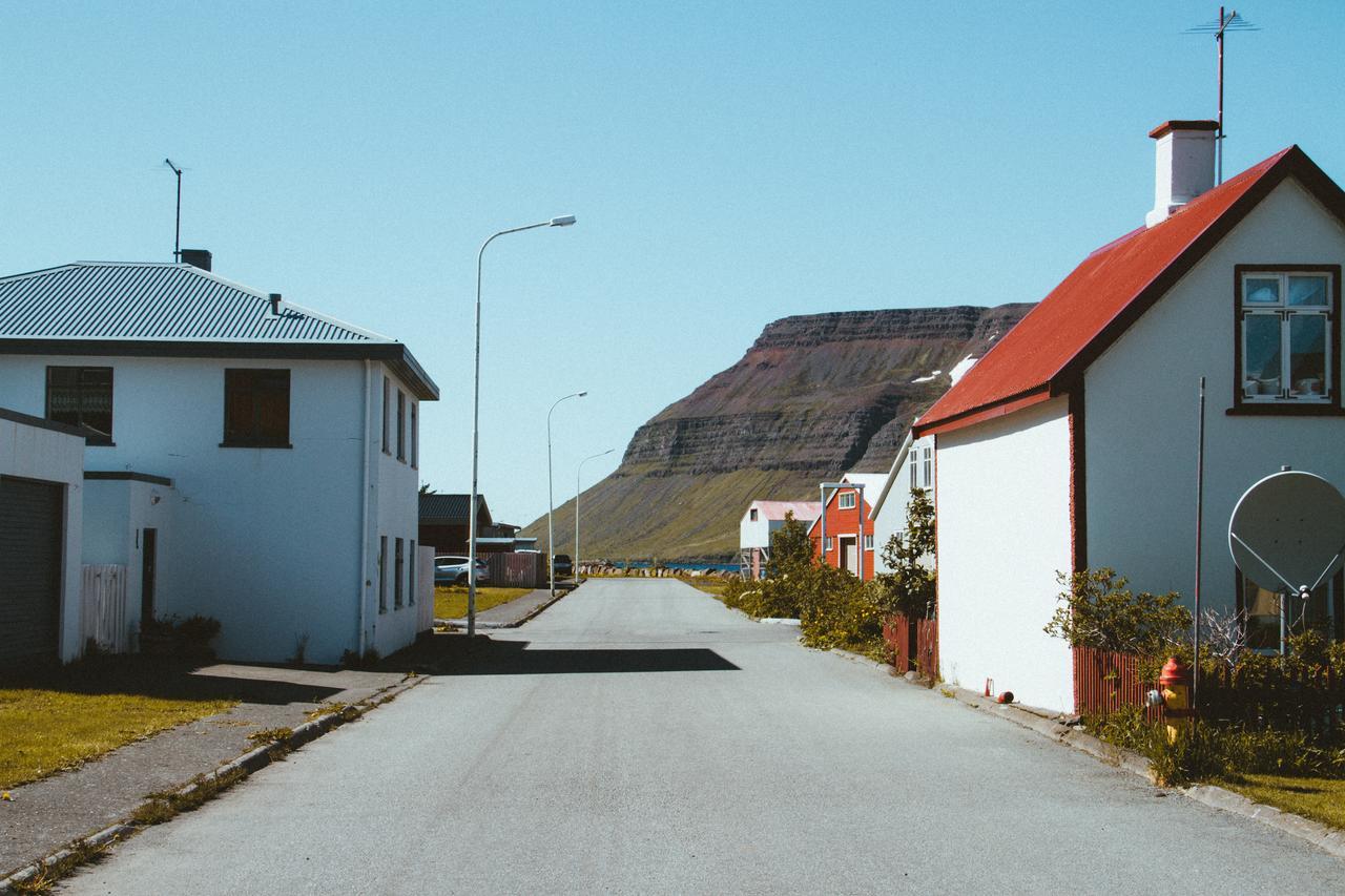 Fisherman Guesthouse Sudureyri Eksteriør billede